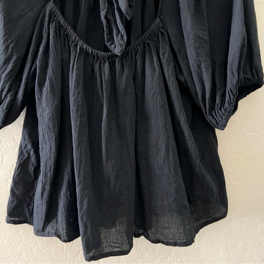 Old Navy Puff-Sleeve Cutout Tie-Back Swing Blouse - Picture 7 of 9